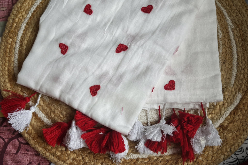 Heart embroidered mul cotton saree