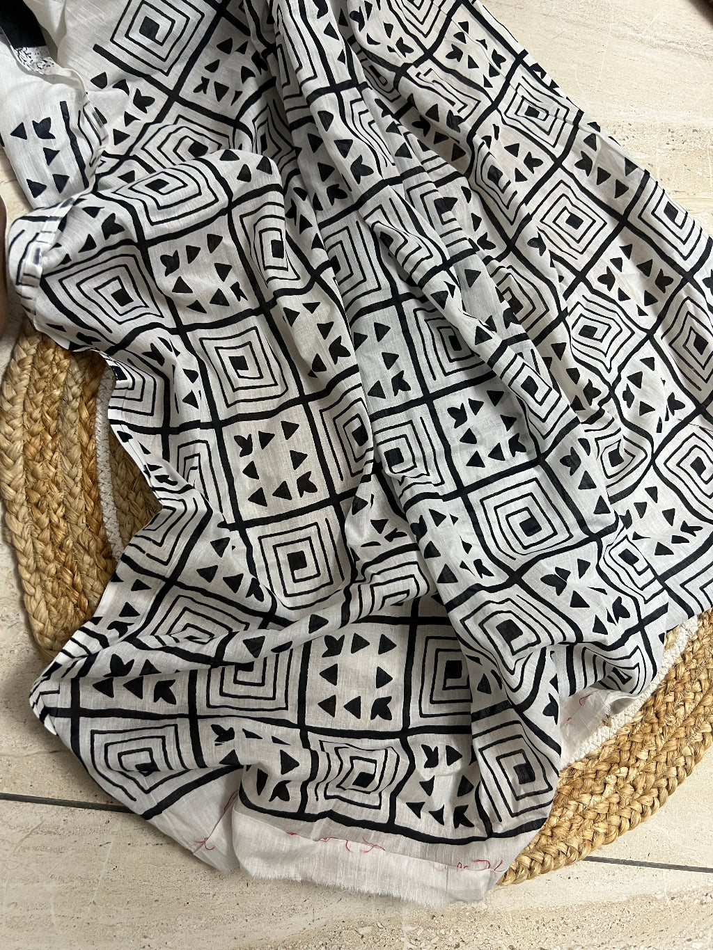 Car motif - Quirky print mul cotton saree