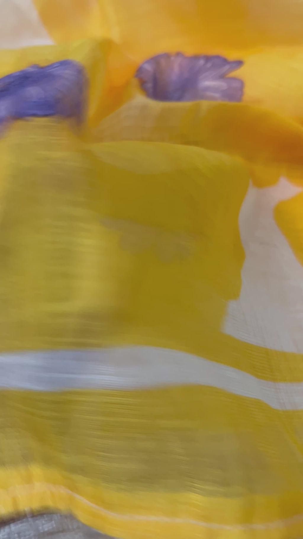 Sunshine blossoms linen sree