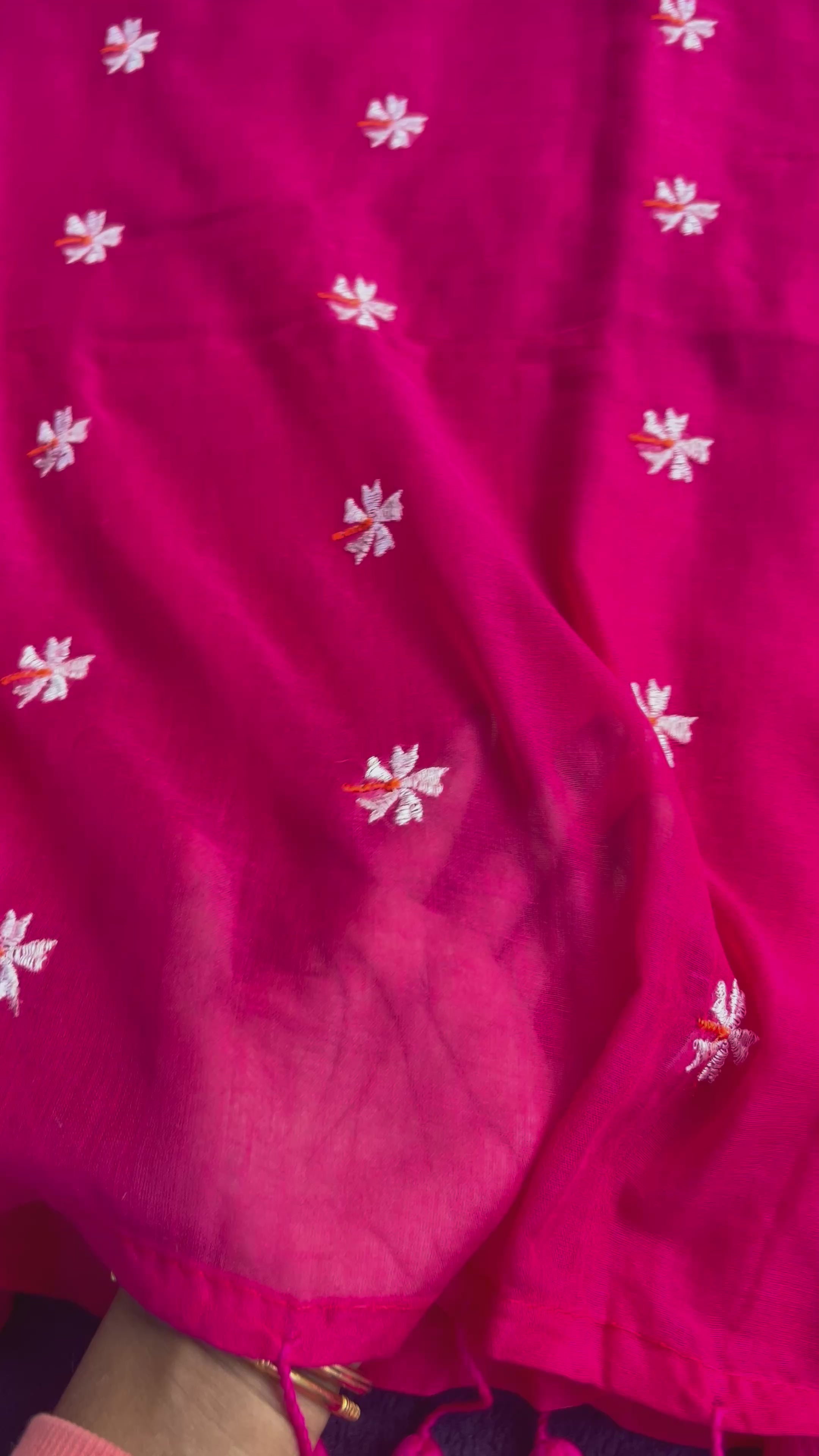 Embroidered mul cotton saree