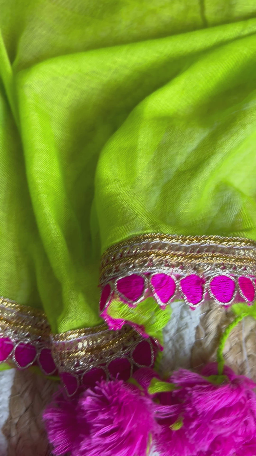 Vanya - Pink and gold lace mul cotton saree